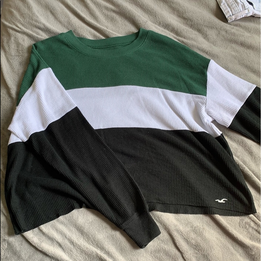 Hollister Sweater! Only worn a few times!